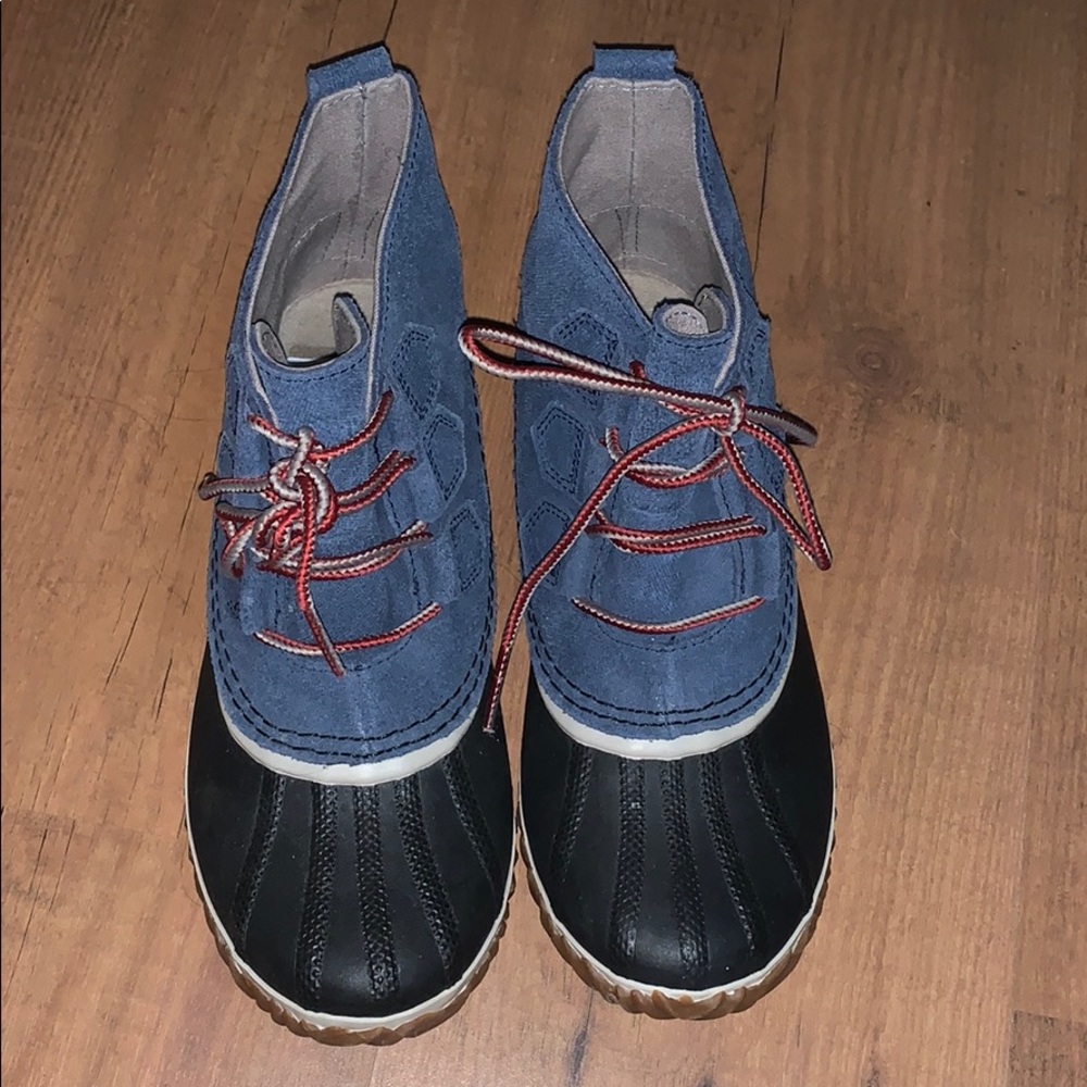 Sorel rain booties